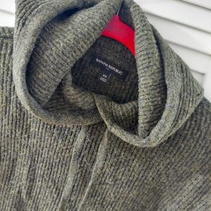 Banana Republic Dark Green Hooded Sweater XS Alpaca Blend Cozy Soft
